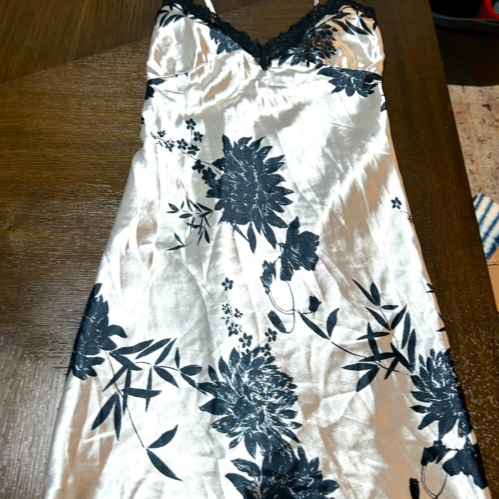 Night gown